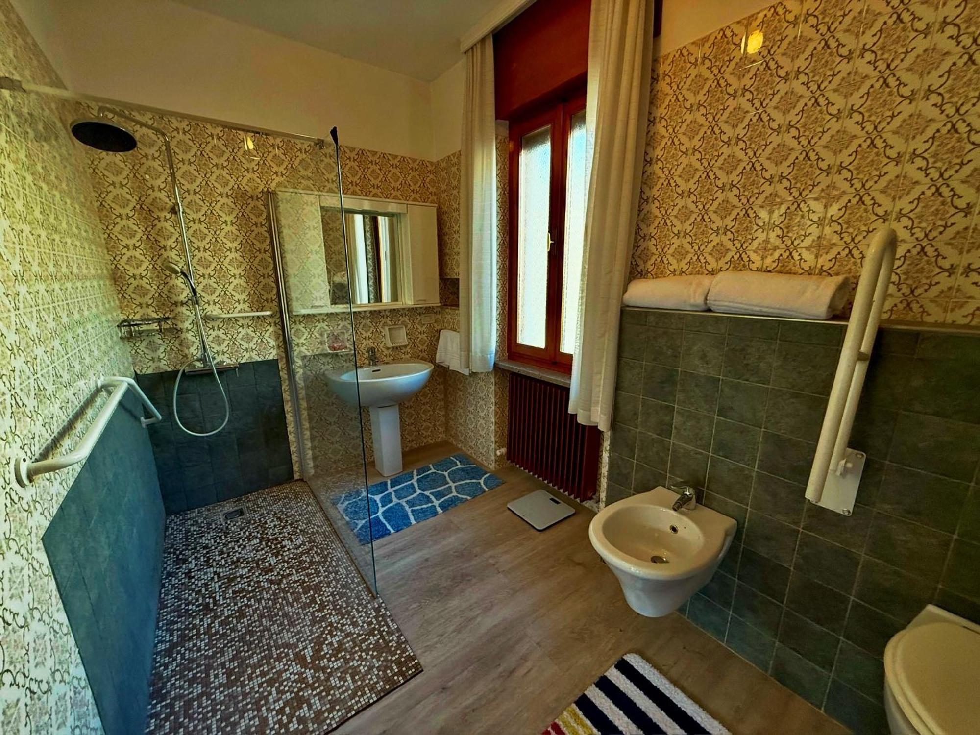 Apartamento Casa Vittoria Torbole Sul Garda Exterior foto