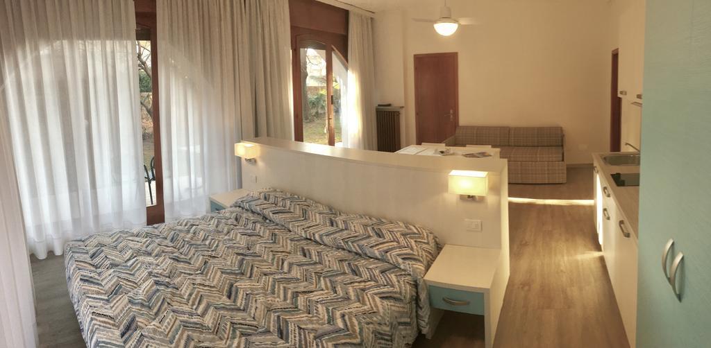 Apartamento Casa Vittoria Torbole Sul Garda Exterior foto